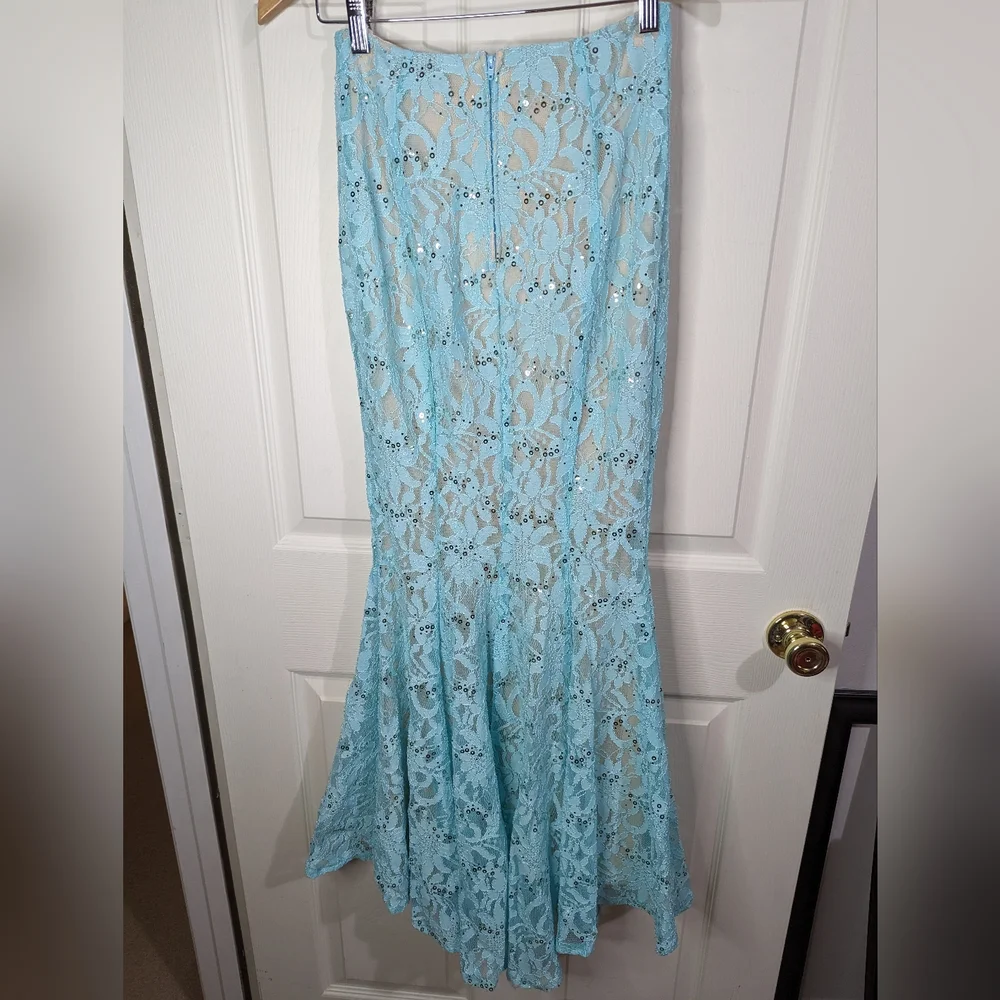 Aqua blue lace and sequin mermaid skirt size XSmall